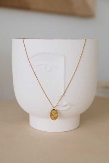 18 karat gullbelagt rosehalskjede